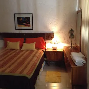 https://departamento-frente-a-parque-cvico.hotelsmendoza.com