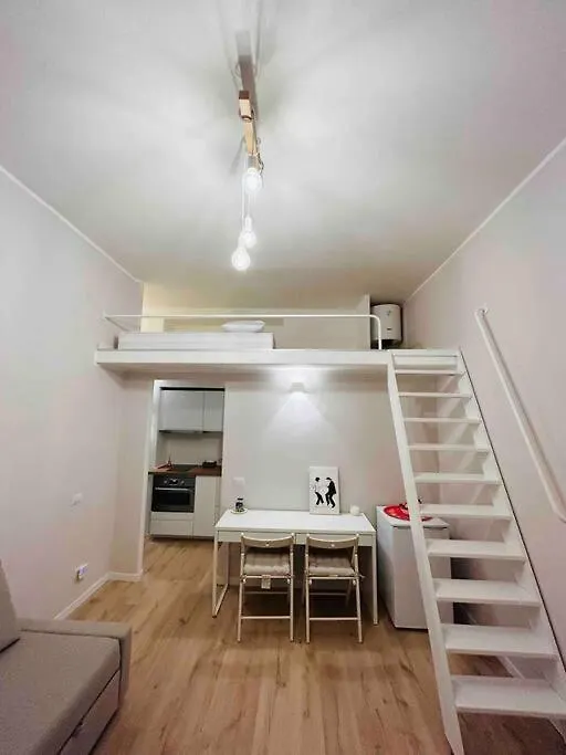 Studio Apartment Near Bocconi Milán